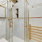 & Park Penthouse By Downtown דירה