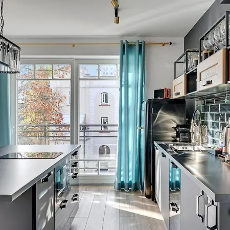 Apartment & Park Penthouse By Downtown *