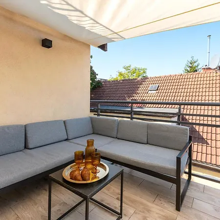 & Park Penthouse By Downtown Apartment *