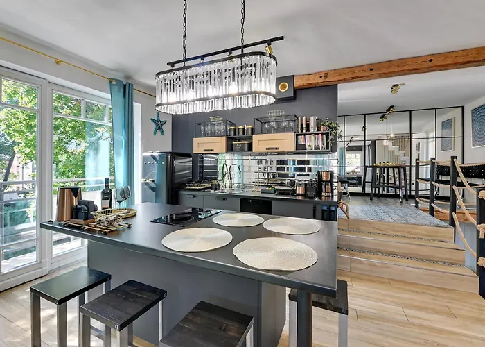 & Park Penthouse By Downtown